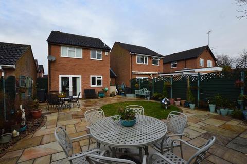 36 Blakeney Drive, Luton, LU2 7AL