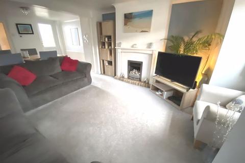 63 Bridge Road, Lowestoft, NR32 3LN
