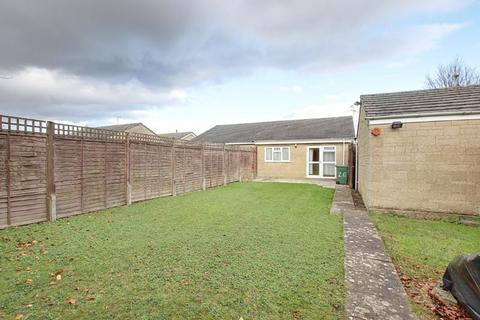 2 bedroom semi-detached bungalow to rent, Fleetwood Close, Neston