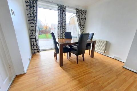 9 Richmond Avenue, Feltham, TW14 9SG