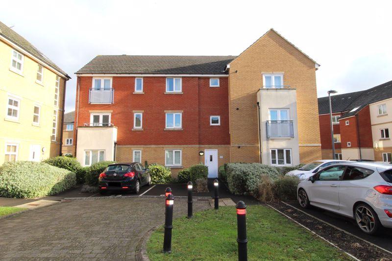 Hornbeam Close, Bradley Stoke 2 bed apartment £184,500