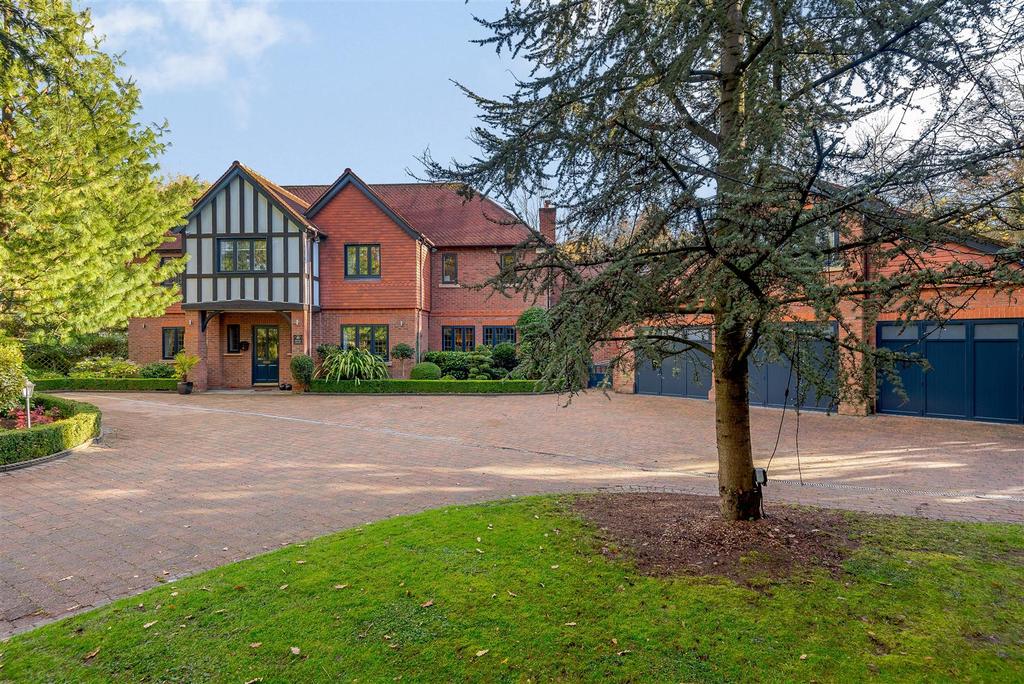 Alderbrook Road, Solihull 5 bed detached house £2,000,000