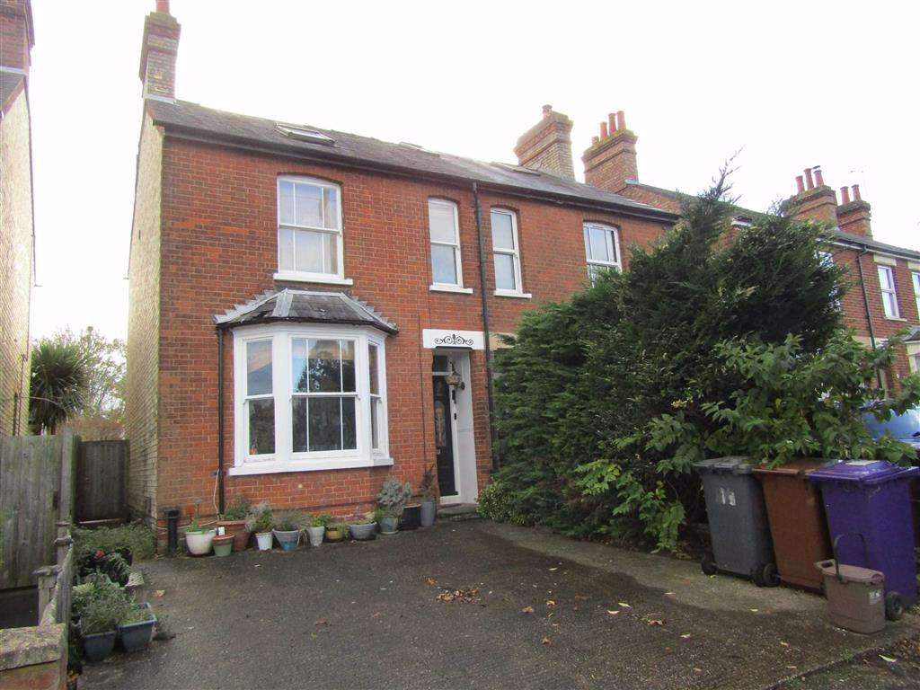 Bearton Road, Hitchin, SG5 3 bed semidetached house £550,000