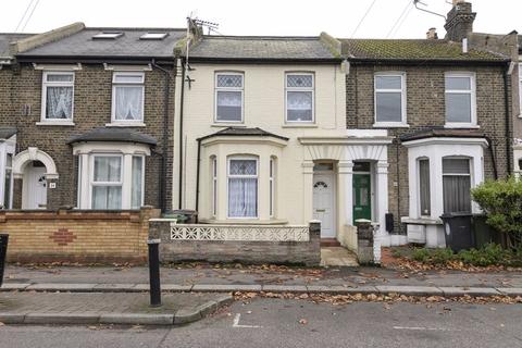 41 Boundary Road, London, E17 8NQ