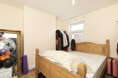 41 Boundary Road, London, E17 8NQ