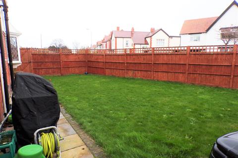 47 Highfield Park, Rhyl, LL18 3NL