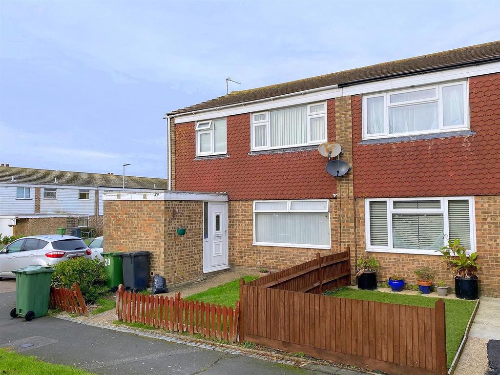 Linden Close, Hampden Park, Eastbourne 3 bed end of terrace house £