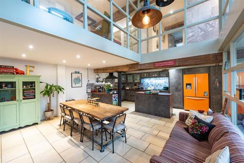 8 Station Yard, Hadleigh, Ipswich, IP7 5TG