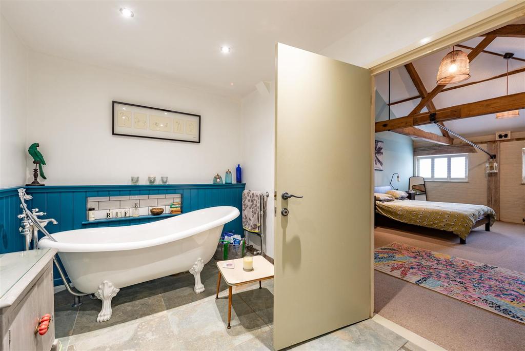 Ensuite