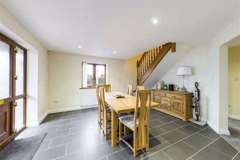 38a Ermin Street, Brockworth, Gloucester, GL3 4HN