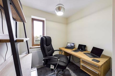 38a Ermin Street, Brockworth, Gloucester, GL3 4HN