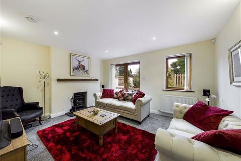 38a Ermin Street, Brockworth, Gloucester, GL3 4HN