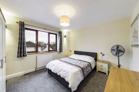 38a Ermin Street, Brockworth, Gloucester, GL3 4HN