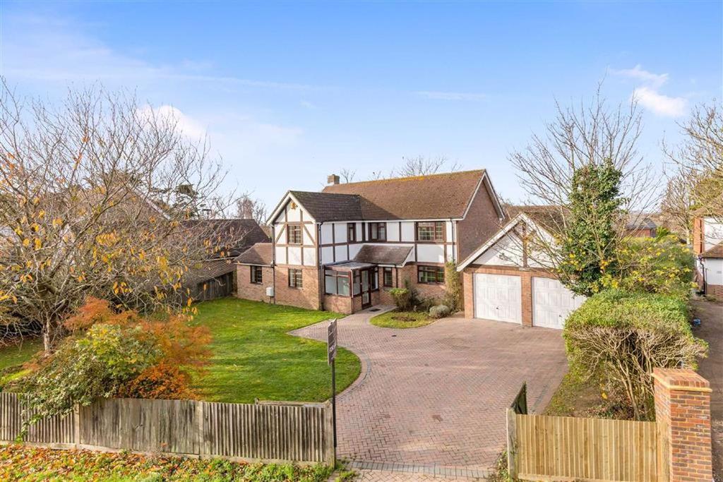 Firle Road, Seaford, East Sussex 5 bed detached house £875,000