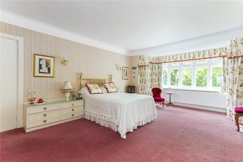 28 Alyth Road, Talbot Woods, Bournemouth, BH3 7DG