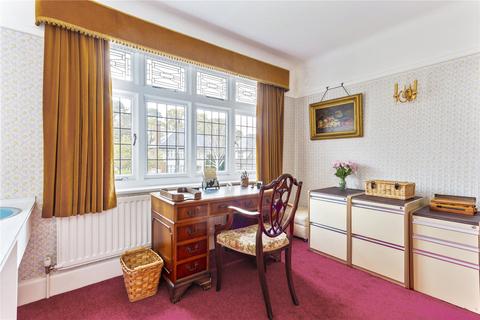 28 Alyth Road, Talbot Woods, Bournemouth, BH3 7DG