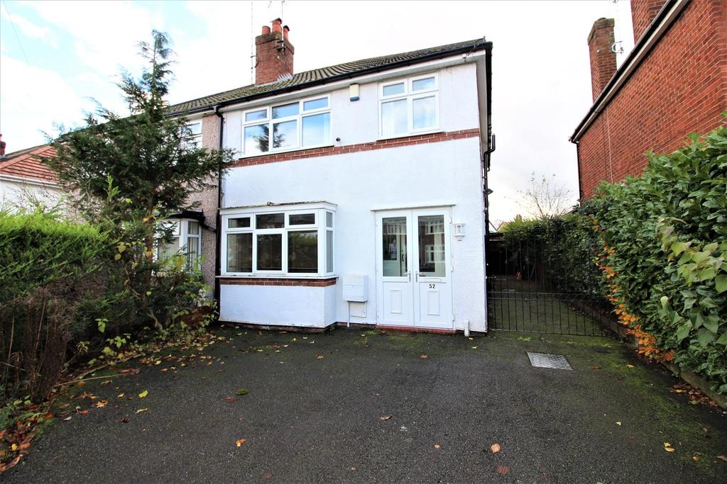 Westminster Drive, Wrexham 3 bed semidetached house £220,000