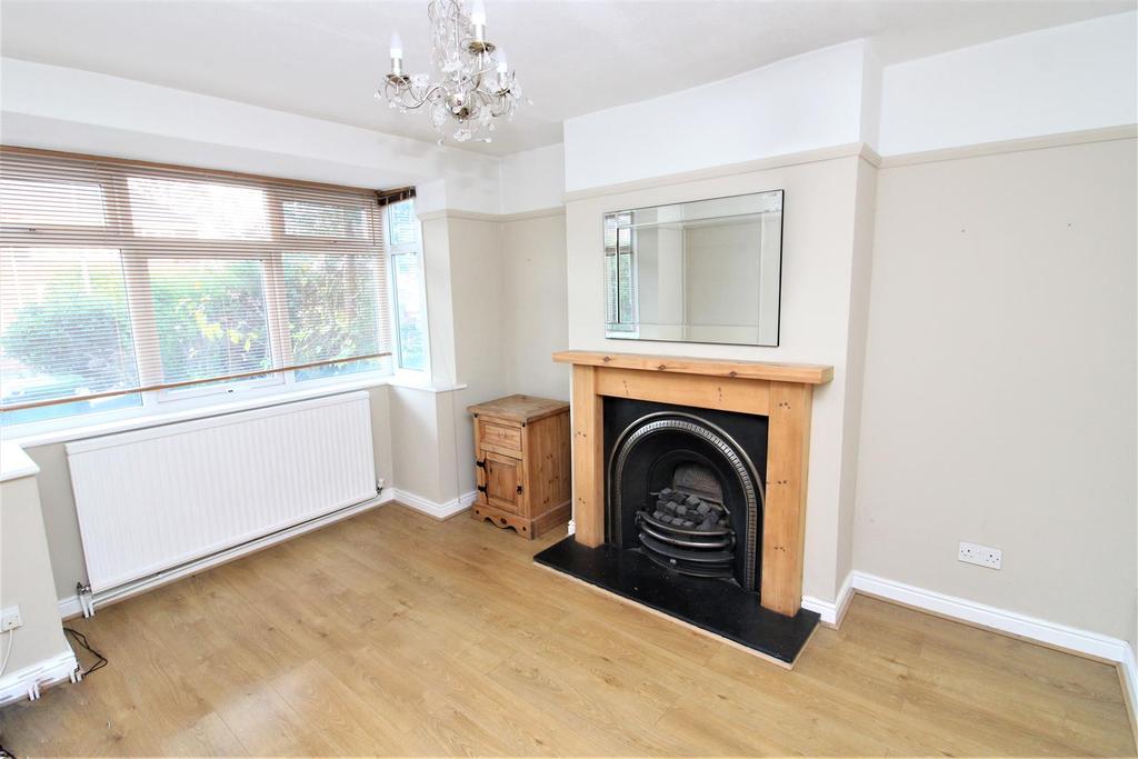 Westminster Drive, Wrexham 3 bed semidetached house £220,000