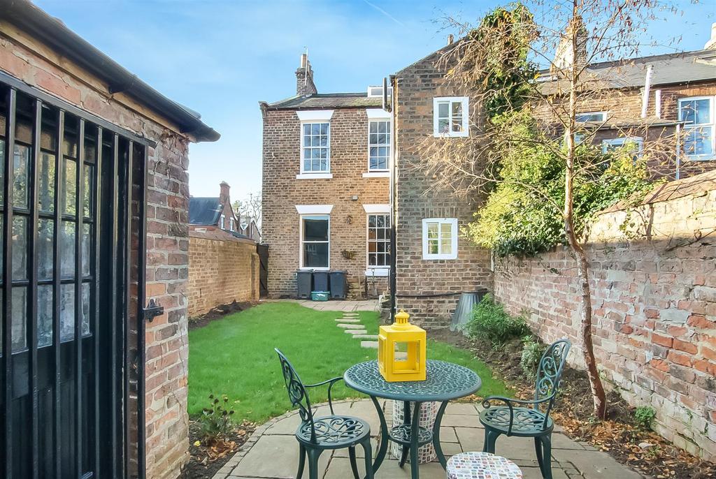 Cleveland Avenue, Darlington 4 bed terraced house for sale £350,000