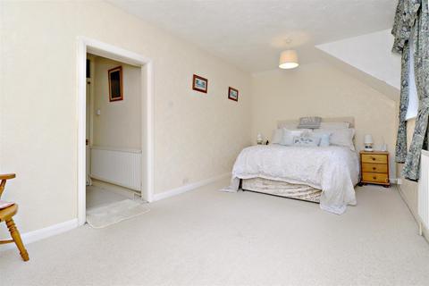 5 bedroom detached house for sale - Common Lane, RADLETT