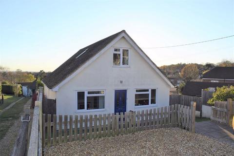 21 Spring Lane, Farnham, GU9 0JD