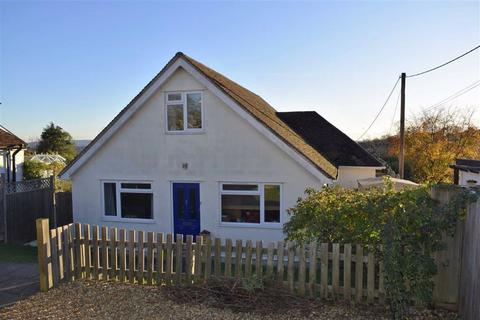 21 Spring Lane, Farnham, GU9 0JD