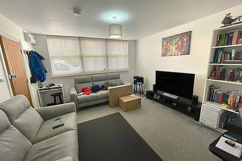 2 bedroom apartment to rent, Station Road,  Twyford,  RG10
