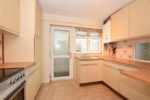 13 Mayfield, Waltham Abbey, EN9 1TA