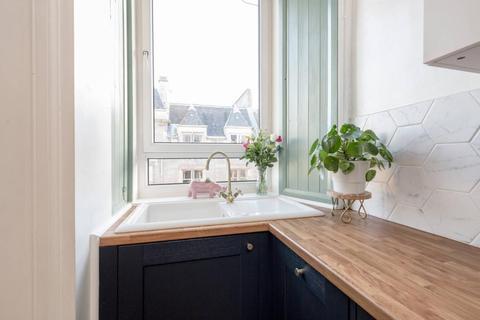 51/10 Easter Road, Edinburgh, EH7 5PL