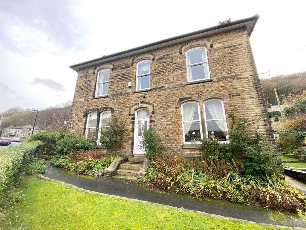 Woodleigh, Scout Road, Mytholmroyd, HX7 5 bed detached house £550,000