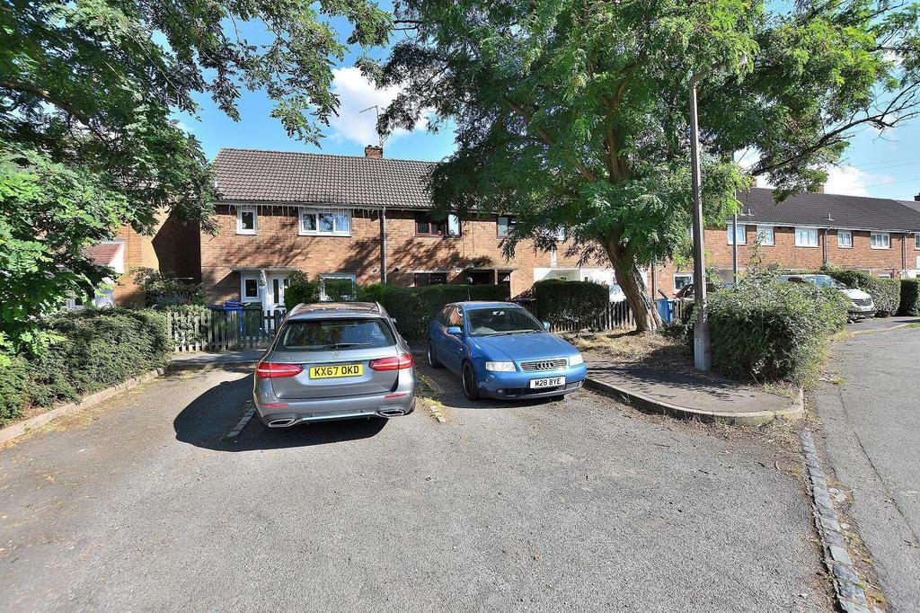Dingle Road, Wombourne, Wolverhampton 3 bed house £125,000