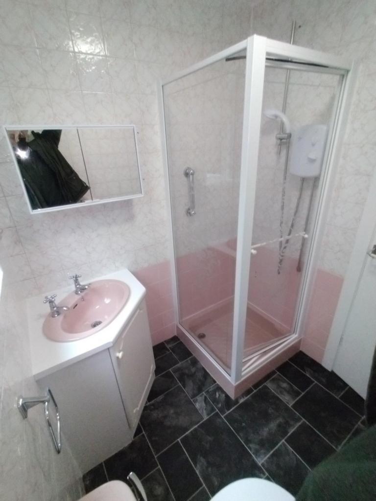 (Main)