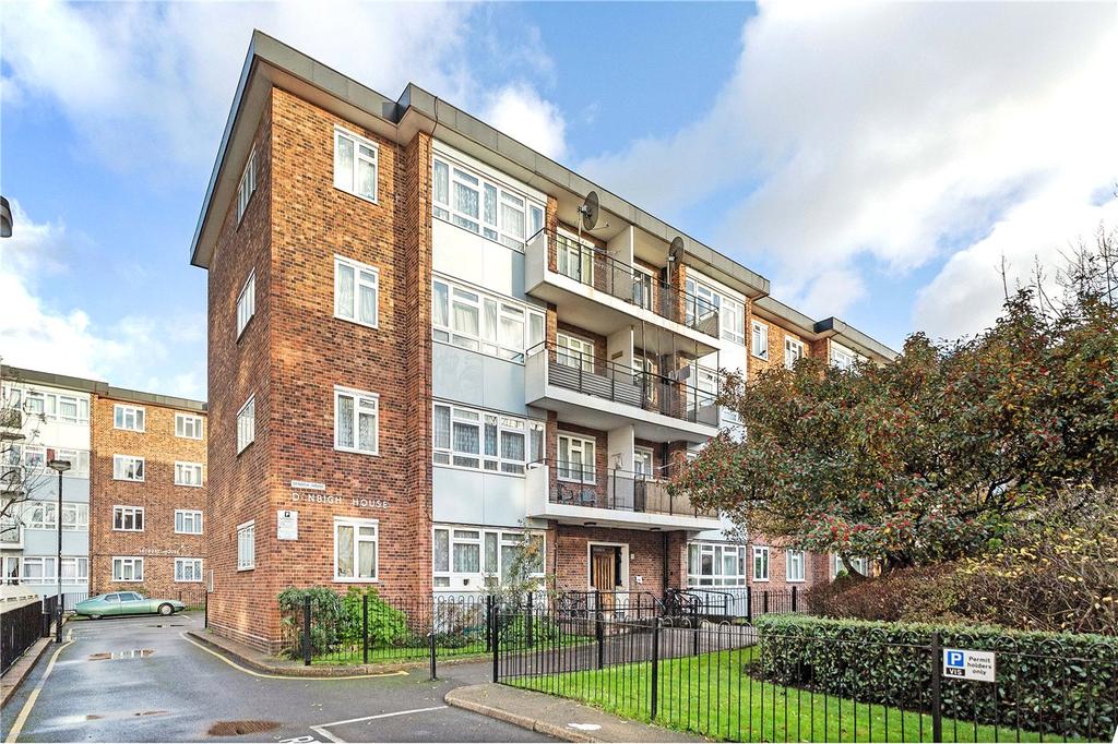 Denbigh House, Portobello Court, Westbourne Grove, W11 3 bed flat for