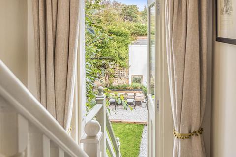 30a Shakespeare Road, Acton, London, W3 6SJ