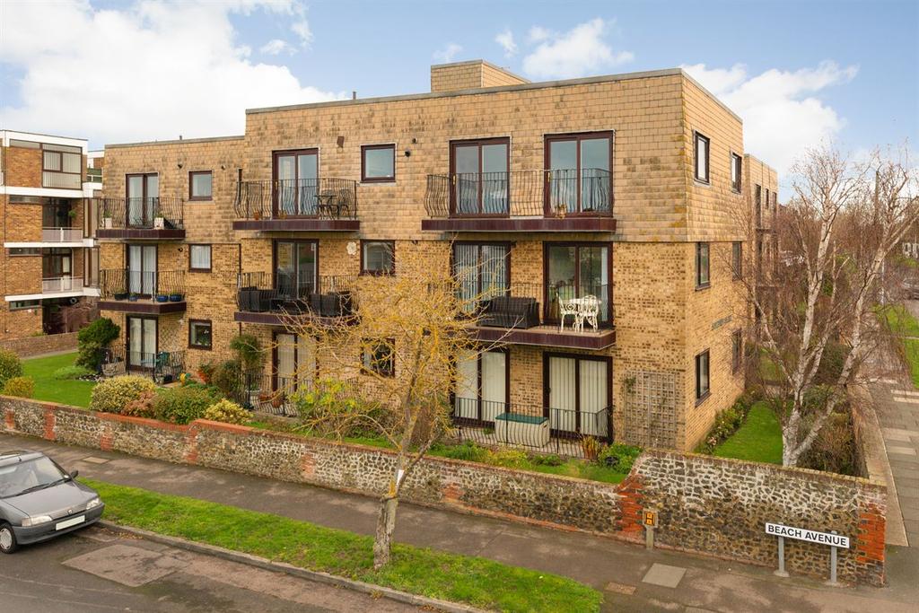 Shakespeare Road, Birchington 3 bed flat £350,000