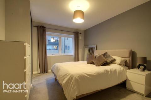 undefined, Thornbury Way, London