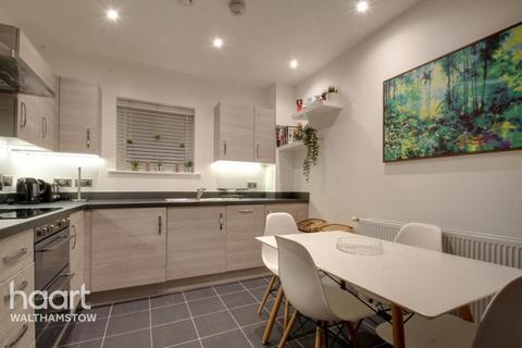 undefined, Thornbury Way, London