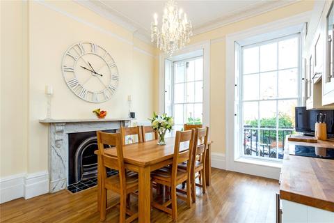 First Floor Flat, 17 Vyvyan Terrace, Bristol, BS8 3DG