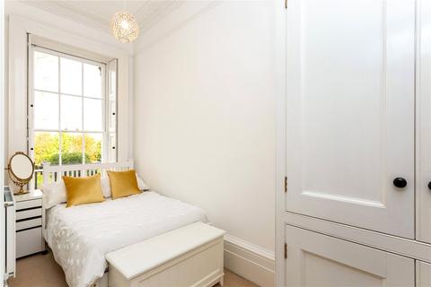 First Floor Flat, 17 Vyvyan Terrace, Bristol, BS8 3DG