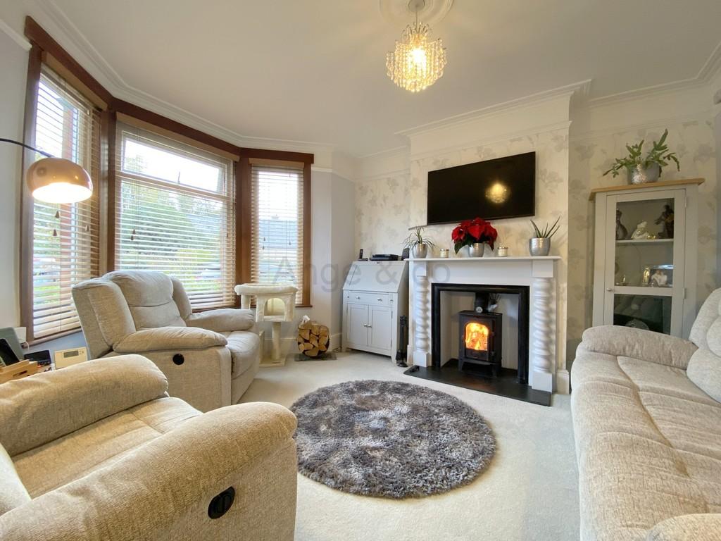 Royal Avenue, Lowestoft 3 bed terraced house £230,000