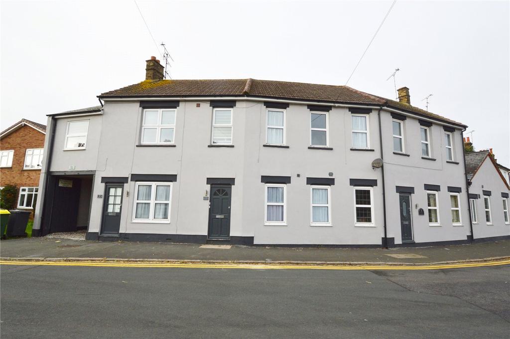Shoebury Road, Great Wakering... 2 bed apartment £215,000