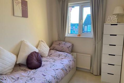 36 Larkham Close, Feltham, TW13 4QN
