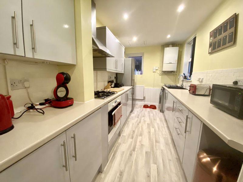 Well Street, Biddulph, ST8 6HR 2 bed terraced house £109,950