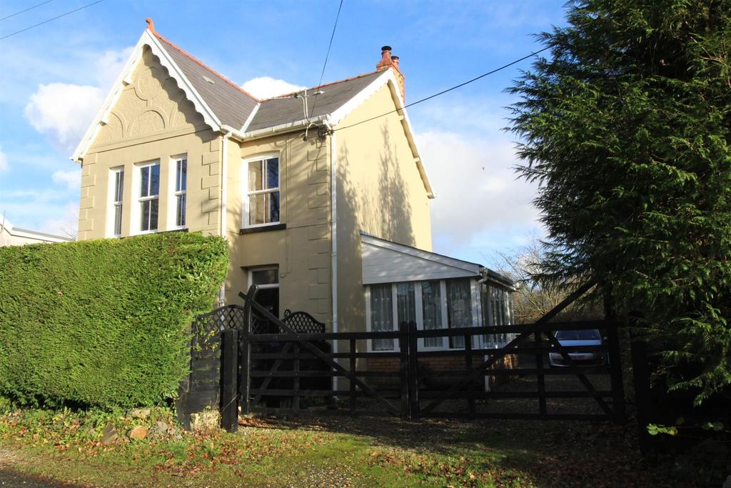 Cwmfferws Road, Tycroes, Ammanford... 2 bed equestrian property £279,500