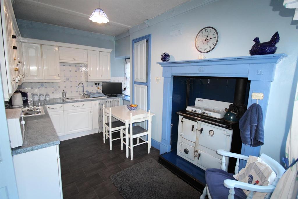 Cwmfferws Road, Tycroes, Ammanford... 2 bed equestrian property £279,500