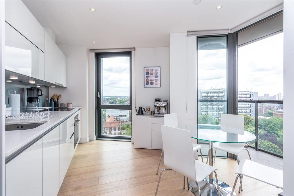 21837 garton jones nine elm   55 parliament house 