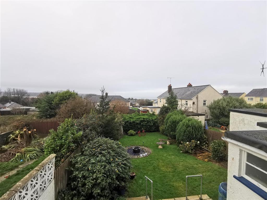 26 Heol Preseli, Fishguard 3 bed semidetached house for sale £149,950