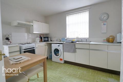 47 Aberconway Crescent, New Rossington, Doncaster, DN11 0JW