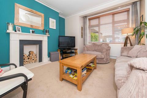 125 Nightingale Road, Carshalton, SM5 2DE