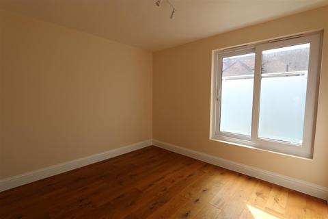 1, Lakedale Court Waterside, Crayford, Dartford, DA1 4GD